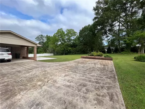 408 E Crescent Dr, Seneca, SC 29678 photo 17