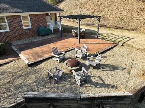 994 Maw Bridge Rd, Central, SC 29630 photo 5