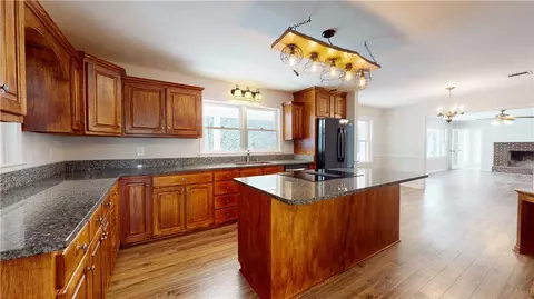 994 Maw Bridge Rd, Central, SC 29630 photo 14