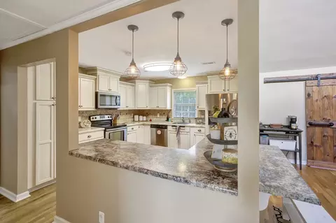 401 Beaverdam Rd, Williamston, SC 29697 photo 11
