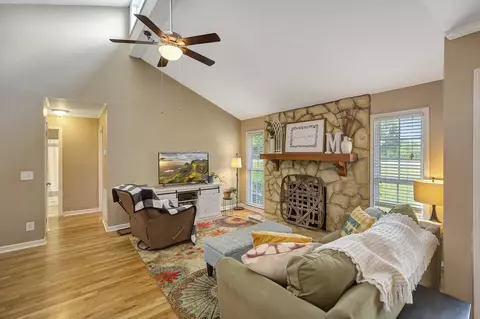 401 Beaverdam Rd, Williamston, SC 29697 photo 8
