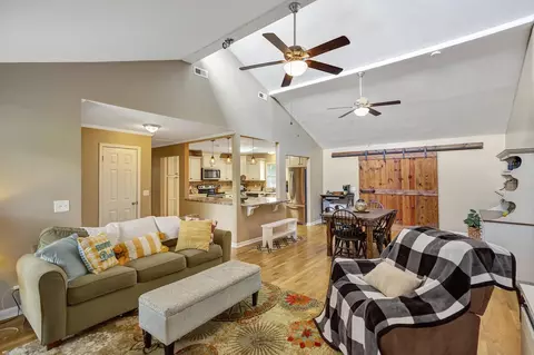 401 Beaverdam Rd, Williamston, SC 29697 photo 4