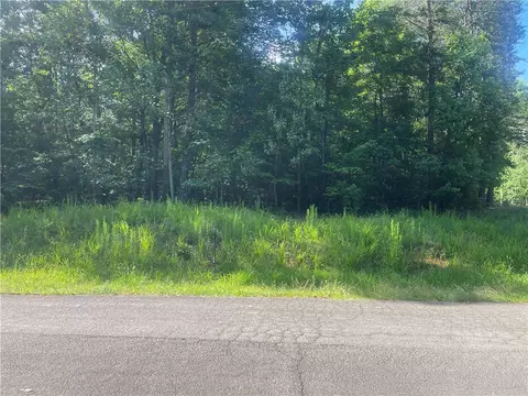 200 Pecan Dr, Westminster, SC 29693