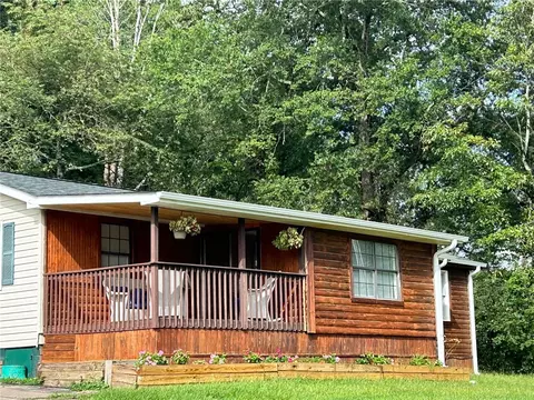 100 Carson St, Westminster, SC 29693