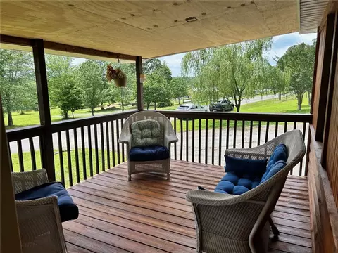 100 Carson St, Westminster, SC 29693 photo 3