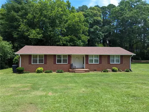 306 Wildwood Dr, Anderson, SC 29621