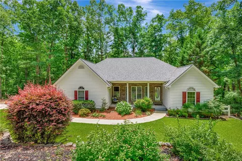625 Old Smokey Dr, Westminster, SC 29693