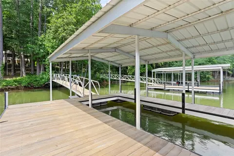 405 Boaters Row # B, Fair Play, SC 29643