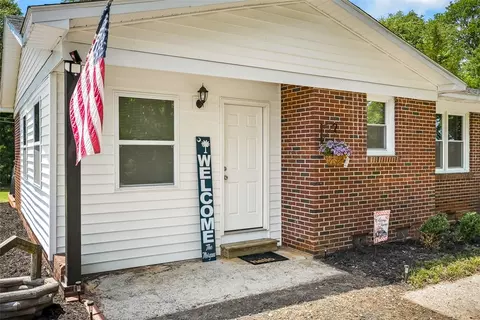 401 Harper St, Honea Path, SC 29654 photo 5