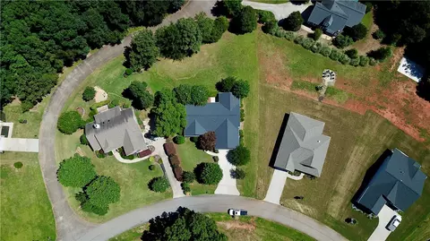 4003 Turnberry Loop, Seneca, SC 29678 photo 11