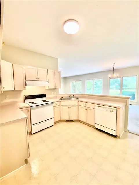 4003 Turnberry Loop, Seneca, SC 29678 photo 16