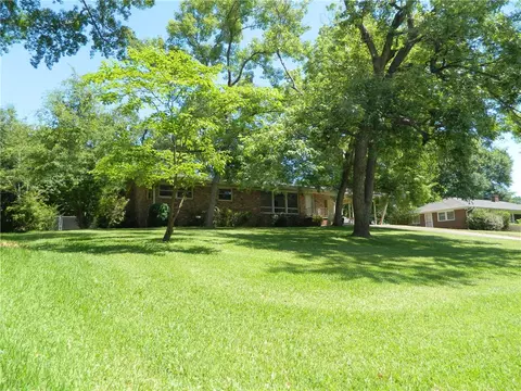 2021 Sheldon Dr, Anderson, SC 29621 photo 3