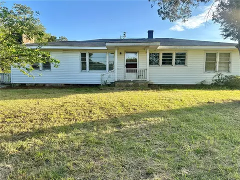 235 Cleveland Pike Rd, Westminster, SC 29693