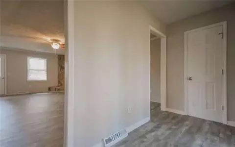 314 Longview Ter, Easley, SC 29642 photo 9