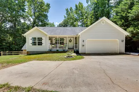 21 Red Cardinal Ct, Taylors, SC 29687