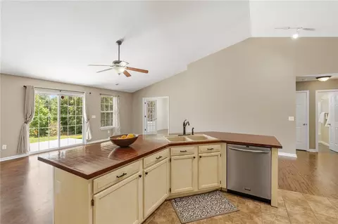 1237 Massey Rd, Pendleton, SC 29670 photo 9