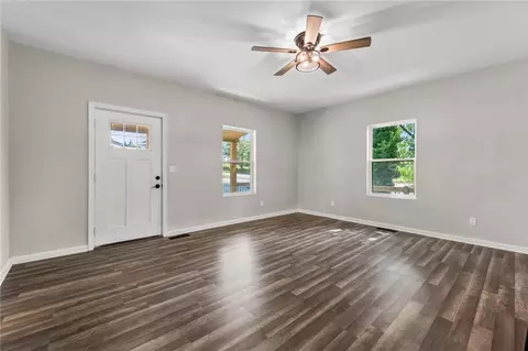 12 Front St, Pelzer, SC 29669 photo 9