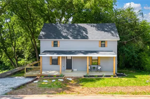 12 Front St, Pelzer, SC 29669 photo 2