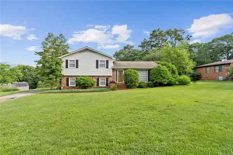 3014 Old Easley Bridge Rd, Greenville, SC 29611