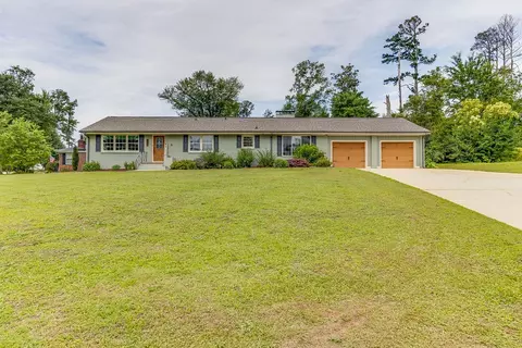 712 Adams St, Seneca, SC 29678