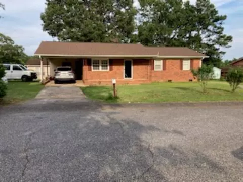108 Irving St, Greer, SC 29651