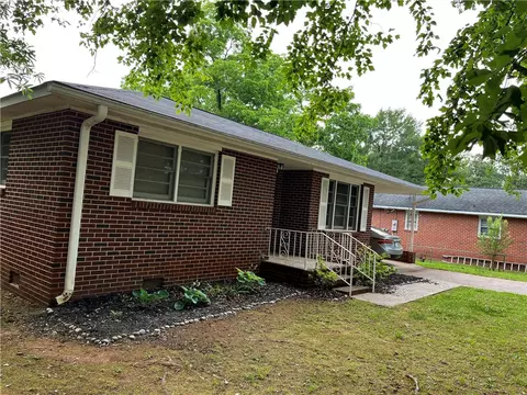 211 Darson Darson Dr, Anderson, SC 29621 photo 12