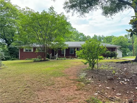 301 Clarendon Dr, Clemson, SC 29631
