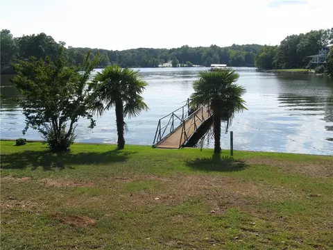 155 A Frame Rd, Iva, SC 29655 photo 2