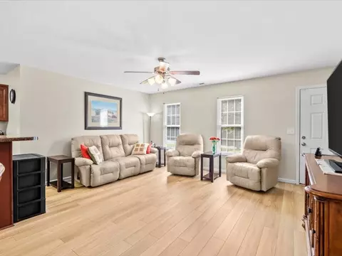12177 Friendship Loop Dr, Seneca, SC 29678 photo 4