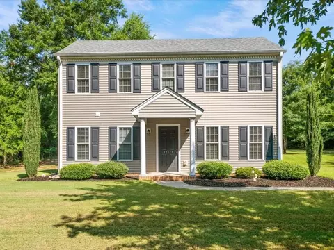 12177 Friendship Loop Dr, Seneca, SC 29678
