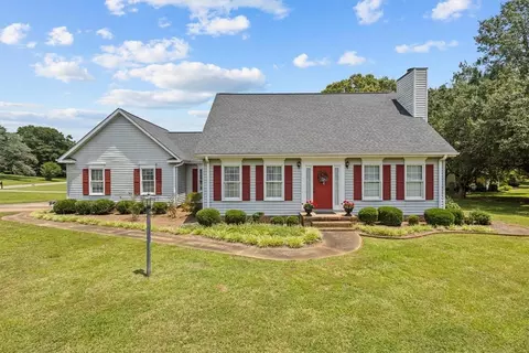 102 Berkley Dr, Easley, SC 29642