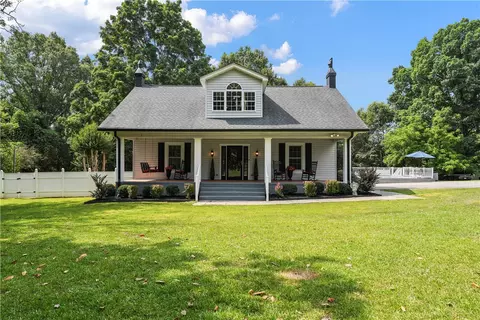 1215 Prince Perry Rd, Easley, SC 29642