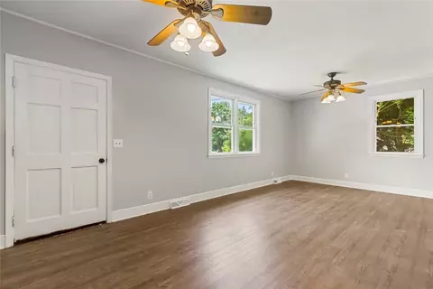 102 E St, Williamston, SC 29697 photo 2