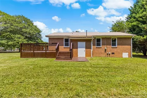 102 E St, Williamston, SC 29697 photo 12