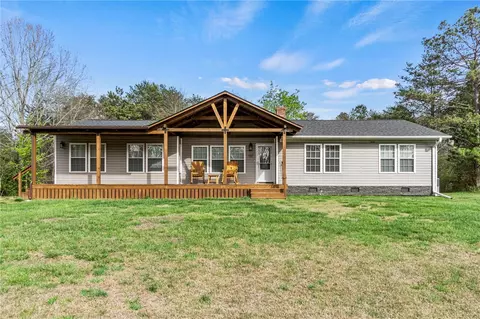 137 Valley Dr, Liberty, SC 29657