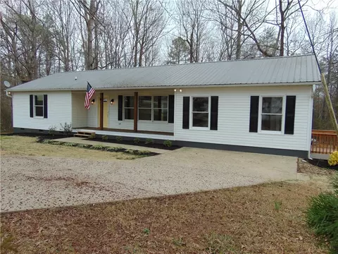 Exterior - 113 View Place Ct, Easley, SC 29640 photo 2 of 7