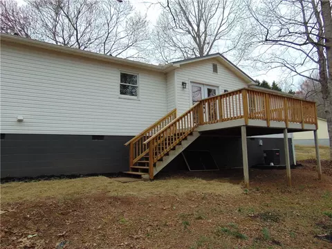 Exterior - 113 View Place Ct, Easley, SC 29640 photo 6 of 7