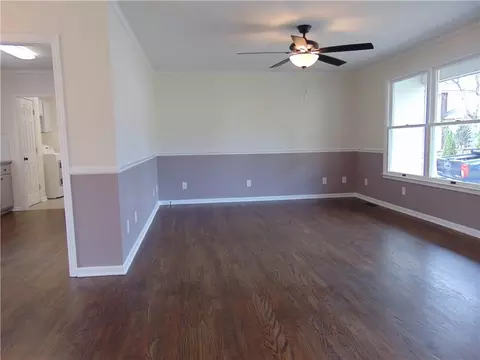 Living - 113 View Place Ct, Easley, SC 29640 photo 4 of 6