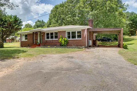 637 Concord Church Rd, Pickens, SC 29671