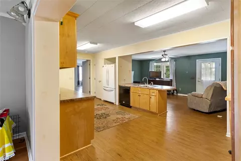 1015 Ebenezer Rd, Seneca, SC 29672 photo 10