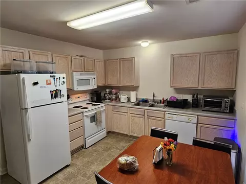 215 Campus Dr #G, Central, SC 29630 photo 4