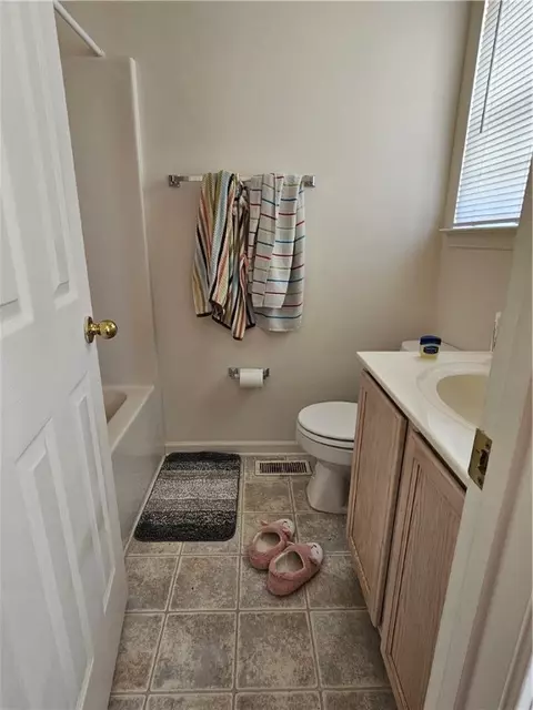 215 Campus Dr #G, Central, SC 29630 photo 9