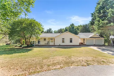 115 Ridgemont Ct, Easley, SC 29642