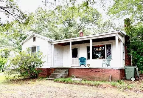 422 Eaton St, Central, SC 29630