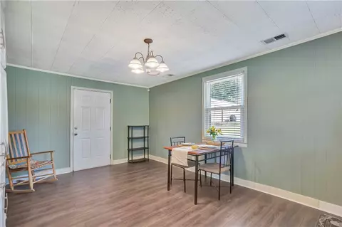 402 S Elm St, Pendleton, SC 29670 photo 23