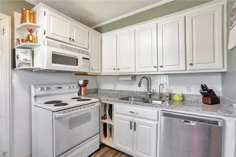 402 S Elm St, Pendleton, SC 29670 photo 20
