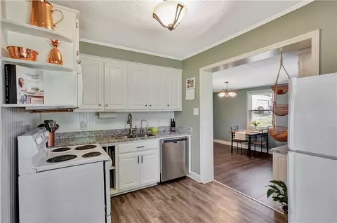402 S Elm St, Pendleton, SC 29670 photo 21
