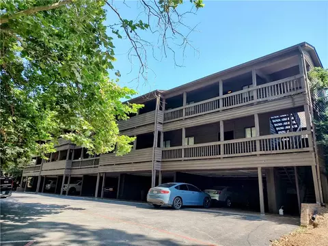 110 N Clemson Ave #6, Clemson, SC 29631
