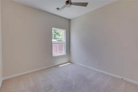 115 Caledonia Dr, Easley, SC 29642 photo 8