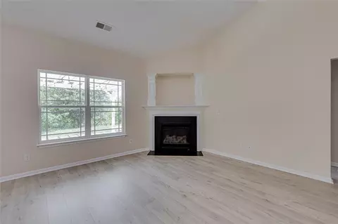 115 Caledonia Dr, Easley, SC 29642 photo 12